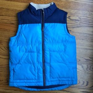 💥NEW w/o tags. Crazy 8 vest size M (7-8)